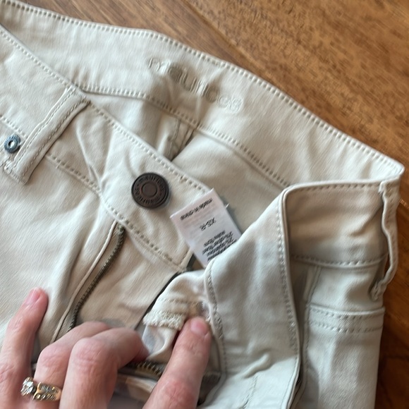 Maurice’s brand tan work pants jegging size XS - Picture 3 of 3